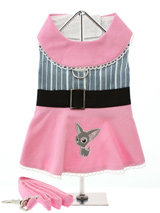 Little Lily Harness Dress & Lead - Our Little Lily Harness Dress is a chic-reto design inspired by the dresses worn by the Hollywood stars of the 1960's. You can now join in the fun and create your very own movie star with our beautiful Little Lily Harness Dress. Made from 100% cotton, embroidered with a cute motif and a black fabric...
