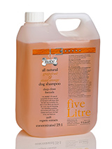 All Natural Grapefruit & Sweet Orange Dog Shampoo (5 Litre Groomer's Range) - Our grapefruit and organic sweet orange oil shampoo contains highly biodegradable, vegetable derived cleansers including wheat protein which has conditioning, long lasting moisturising and protective properties to make the hair look shinier and feel softer and also helps to detangle. Citrus aurantiu...