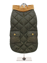 Forest Green Quilted Town & Country Coat - Introducing Urban Pup's Quilted Town and Country Coat, expertly designed  for a fusion of lightweight warmth and timeless elegance. This  versatile piece is perfect for the sophisticated canine, whether  strolling through the city or exploring the countryside.Featuring a luxurious soft corduroy coll...